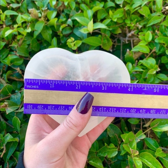 One Heart Shaped Selenite Charging Dish, Crystal Polished Dish, Heart Bowl,Reiki - Picture 7 of 9
